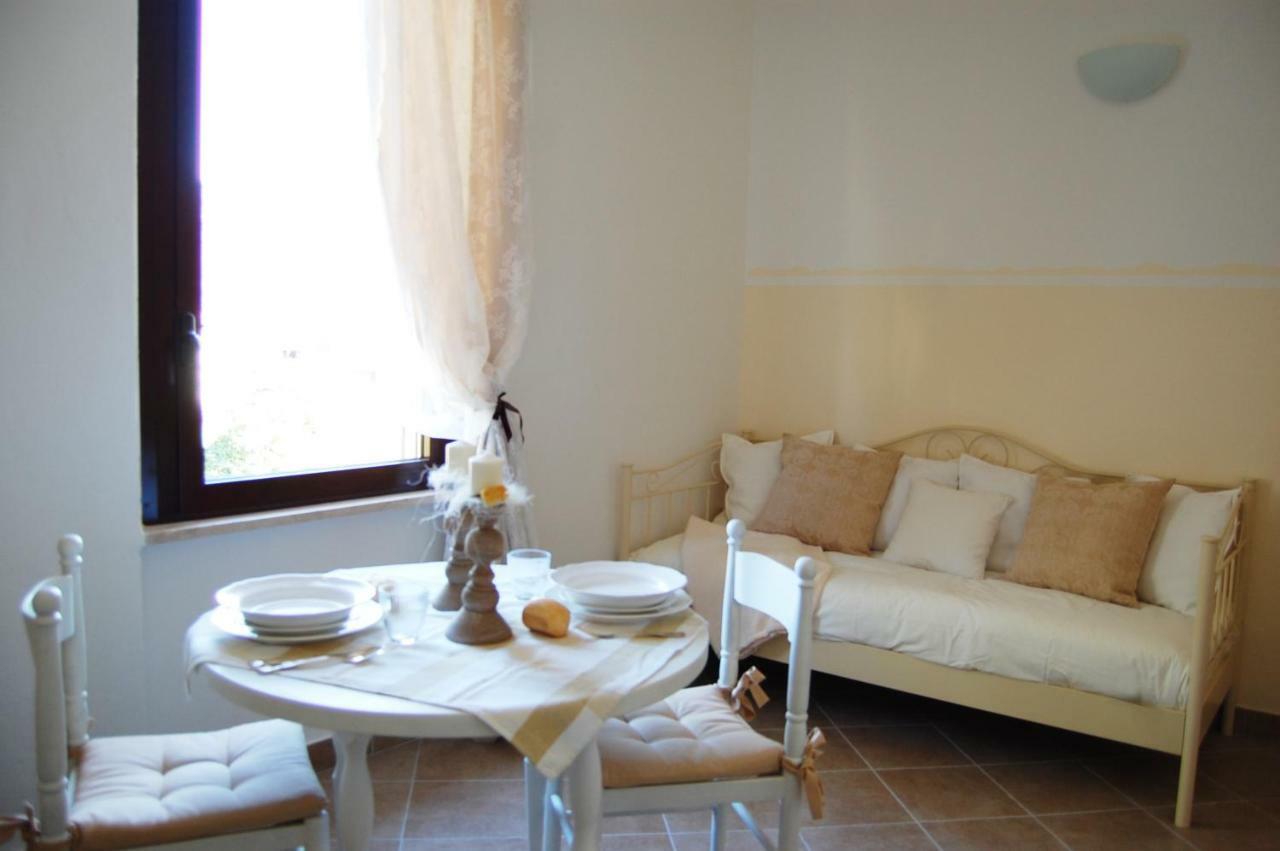 Ferienwohnung La Casa Bianca Roe Exterior foto