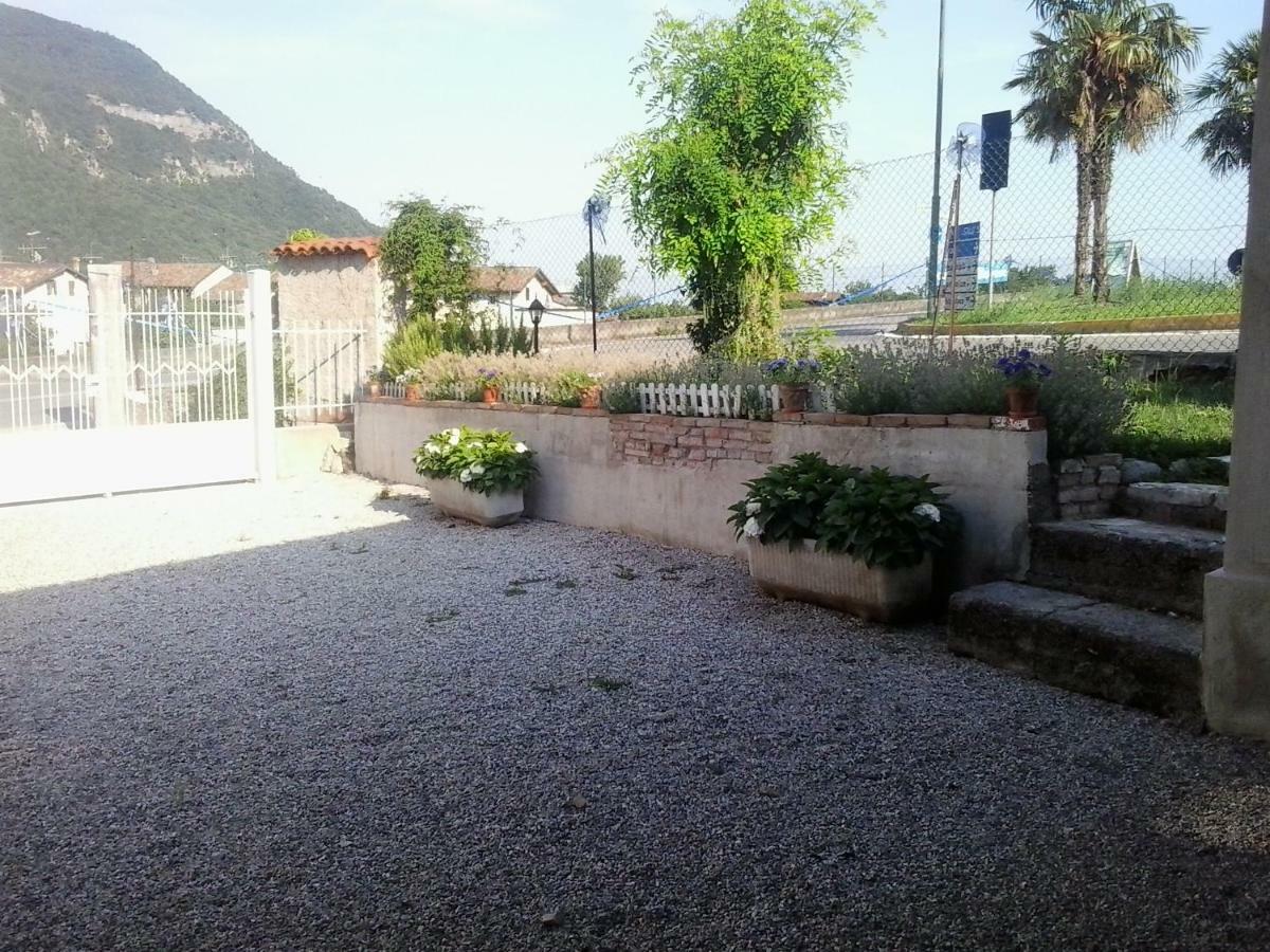 Ferienwohnung La Casa Bianca Roe Exterior foto