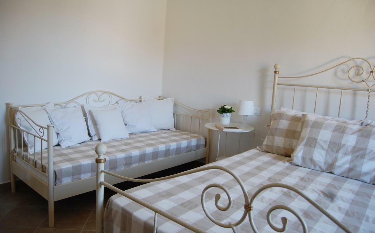 Ferienwohnung La Casa Bianca Roe Exterior foto
